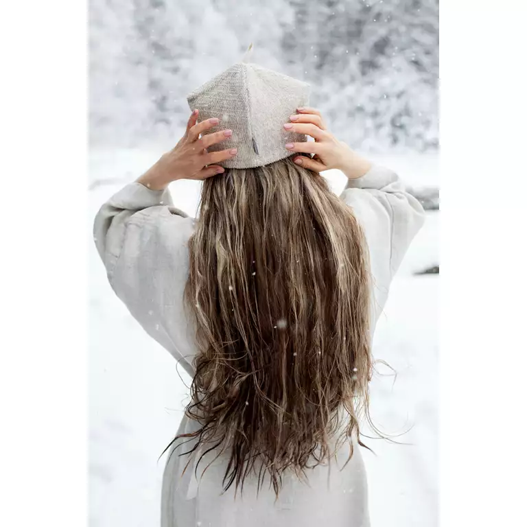 lapuankankurit_kaste_bathrobe_linen_and_meri_saunahat_white-linen_0.jpeg